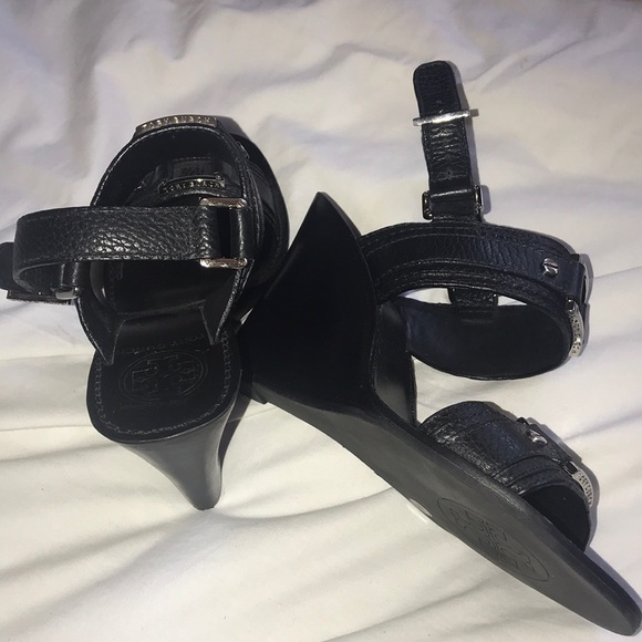 TORY BURCH WEDGE SANDALS - Picture 10 of 11